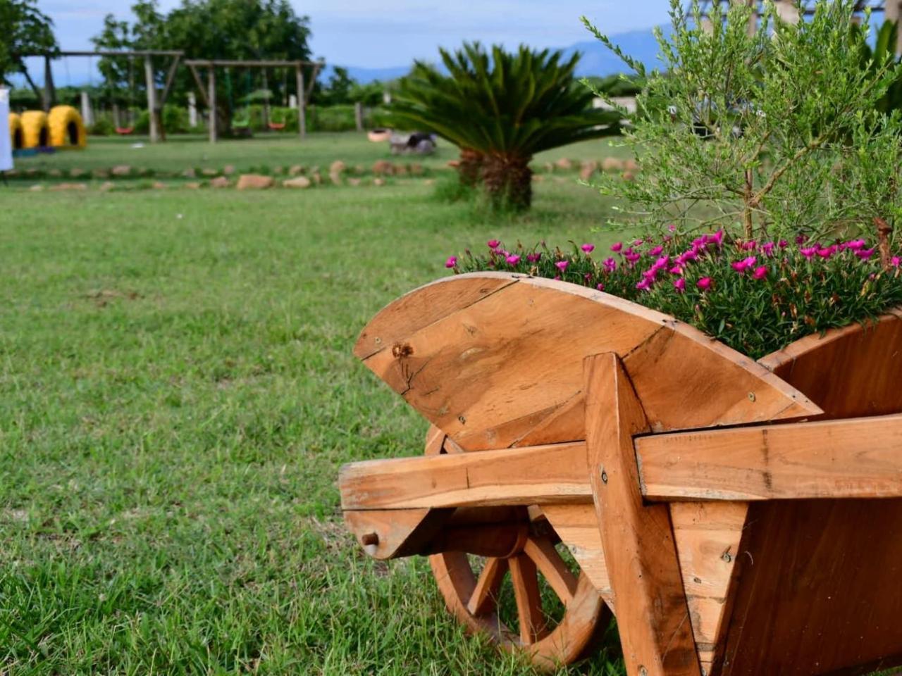 Il Casale Di Giulia Di Aprilia Bed & Breakfast Bagian luar foto